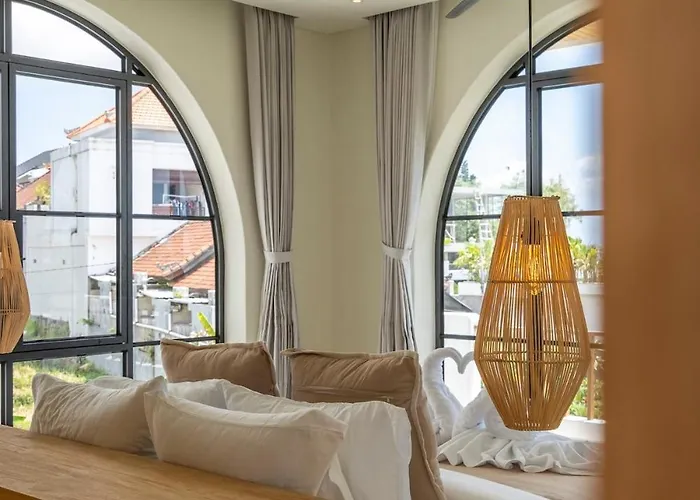 Bach - 2br With Pool Seseh Vakantiehuis