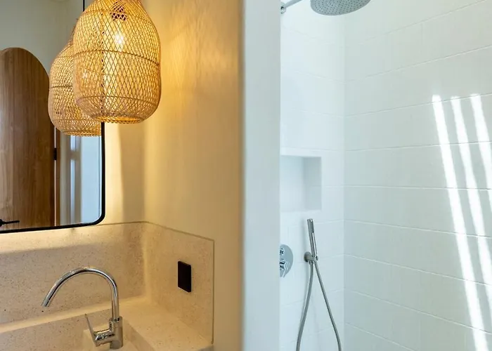 Vakantiehuis Bach - 2br With Pool Seseh Munggu